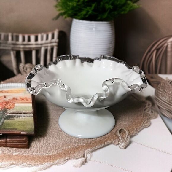 Fenton Silver Crest Compote Pedestal Dish Milk Glass Ruffled Edge Mid Century. - Picture 15 of 16